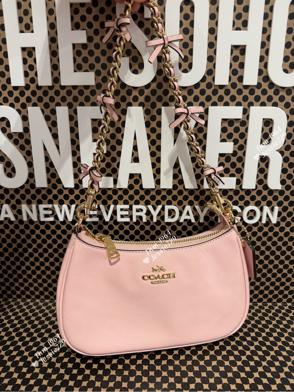 NWT！COACH Teri Mini Crossbody Bag With Bows（CDW68）soft pink